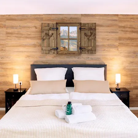 Schwarzwald-flair Mit Naturblick & Balkon Baiersbronn